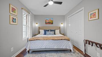 2 quartos, ferros/tábuas de passar roupa, Wi-Fi de cortesia