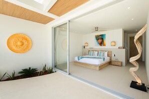 4 bedrooms, soundproofing, iron/ironing board, WiFi