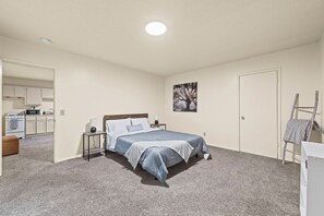 1 Schlafzimmer, Schreibtisch, Bügeleisen/Bügelbrett, kostenloses WLAN
