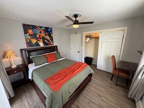 2 chambres, bureau, fer et planche à repasser, Wi-Fi gratuit