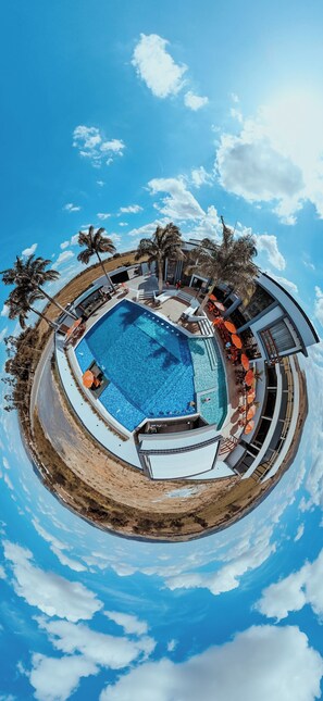 Presidential Suite, Pool View | Living area - All In Hotel Club (Simão Dias)