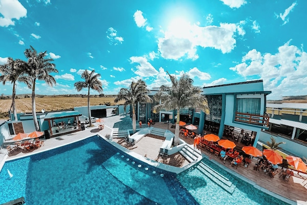 Suíte presidencial, vista para a piscina | Fachada