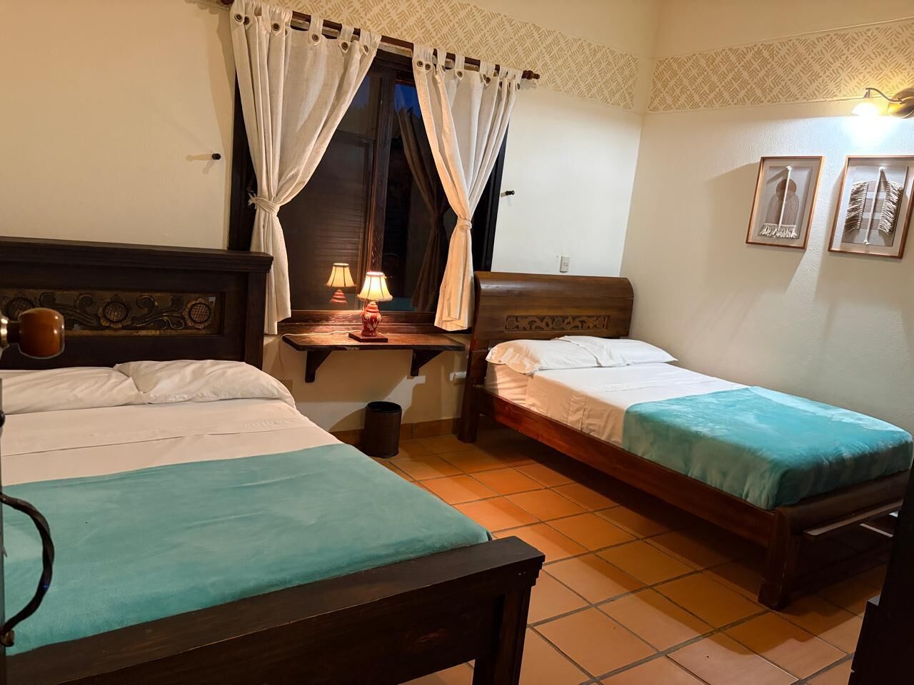 3 bedrooms, internet, bed sheets