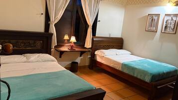 3 bedrooms, internet, bed sheets