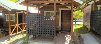 กุโจฮาจิมันชิเซเน็น - บังกะโล  