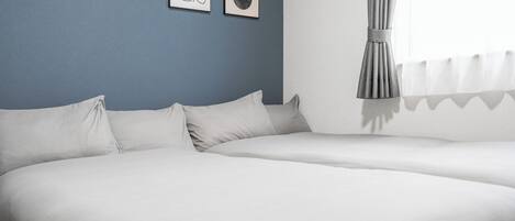 Iron/ironing board, free WiFi