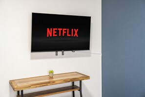 Fer et planche à repasser, accès au Wi-Fi (inclus)