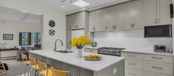 East Of Eden: Pet friendly