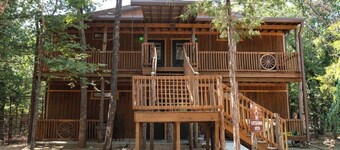 King Ranch -Stay with Puzzles and Jigsaw the Giraffe