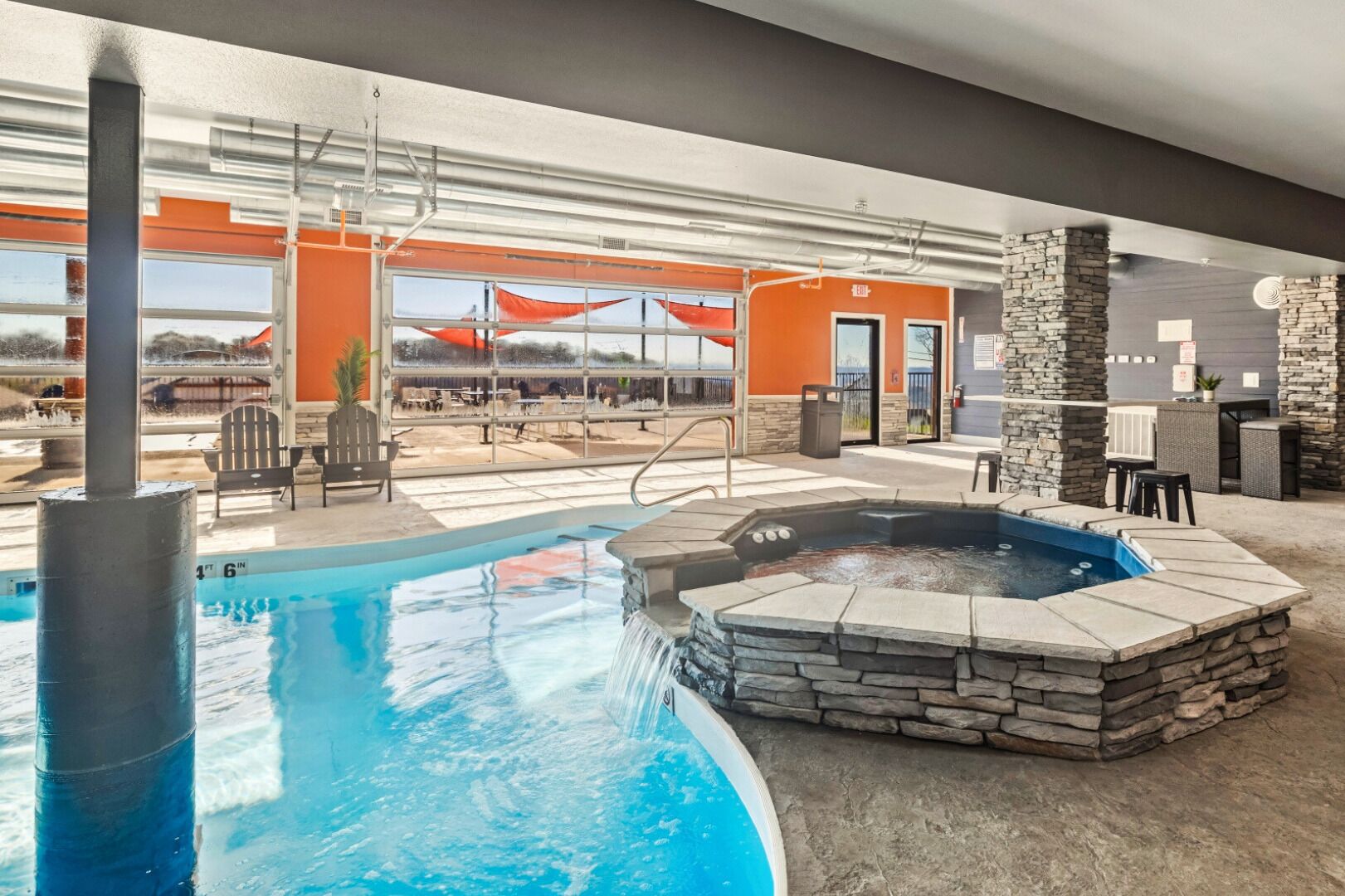 Piscine couverte, piscine chauffée