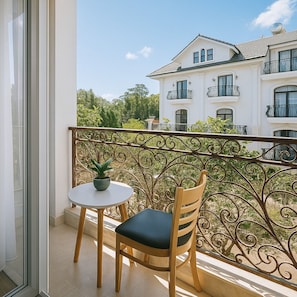 Escritorio y wifi gratis