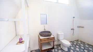 Suite Room | Bathroom | Shower, rainfall showerhead, free toiletries, soap