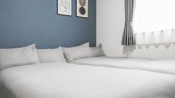 Iron/ironing board, free WiFi