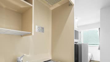 Tủ lạnh, lò vi sóng, lò nướng, bếp nấu