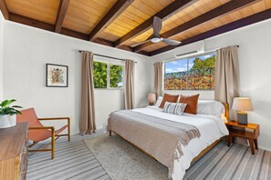 4 bedrooms, desk, iron/ironing board, free WiFi