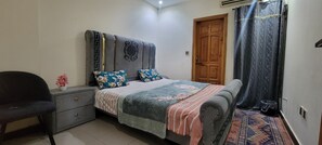 2 bedrooms
