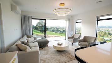 Room service - dining