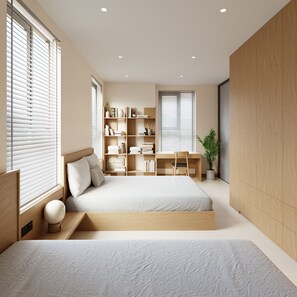 套房 | 客房內保險箱、書桌、筆電工作空間、遮光布/窗簾