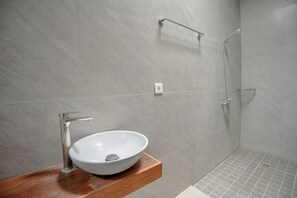 Quarto luxo | Banheiro