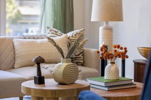 Smart TV, video library