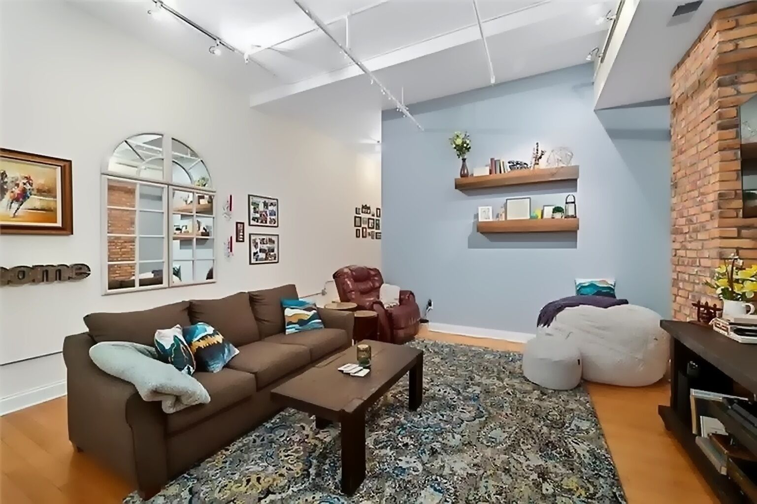 Smart TV, monitor de computadora y impresora 