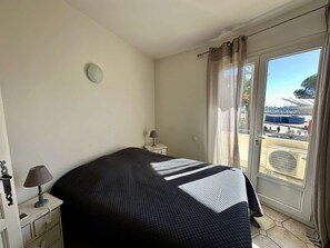 2 bedrooms, free WiFi