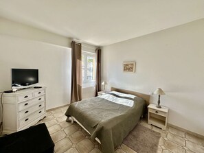 2 bedrooms, free WiFi