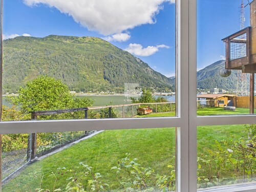 3-Bedroom Oceanview Home | Near Downtown Juneau