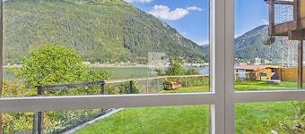 3-Bedroom Oceanview Home | Near Downtown Juneau