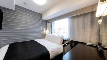 Desk, iron/ironing board, free WiFi