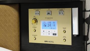 書桌、手提電腦工作空間、遮光窗簾/窗簾、免費 Wi-Fi