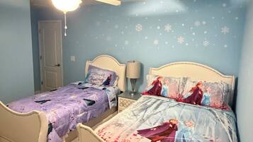 8 bedrooms, iron/ironing board, free WiFi, bed sheets