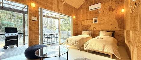 Quarto duplo conforto | Wi-Fi de cortesia, roupa de cama