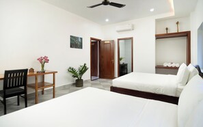 Deluxe Twin Room, 1 Bedroom | Free WiFi