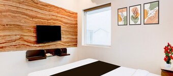 Super Hotel O MG Road Formerly Aditi