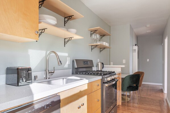 Fridge, microwave, oven, dishwasher