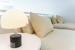 Iron/ironing board, free WiFi