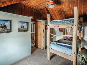 5 bedrooms, free WiFi