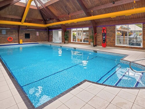 2 bedroom accommodation in Birnam