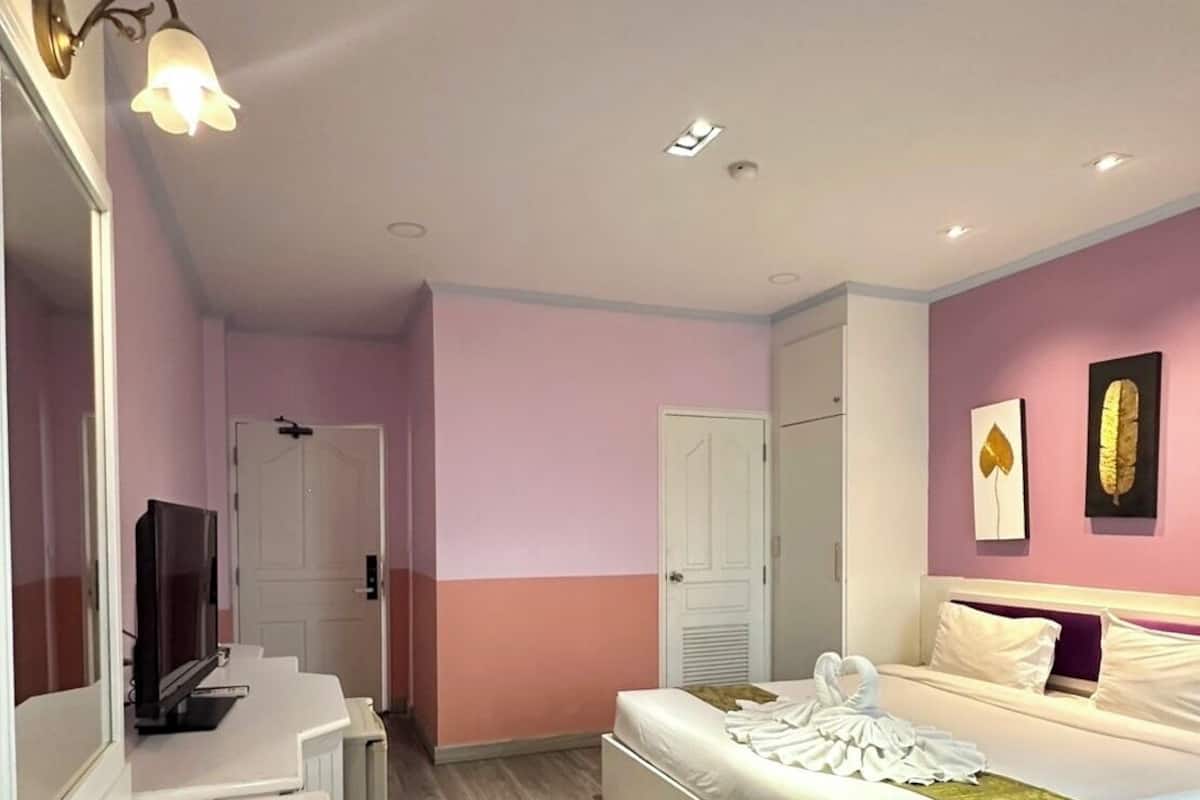 Deluxe Twin Room, Balcony, City View