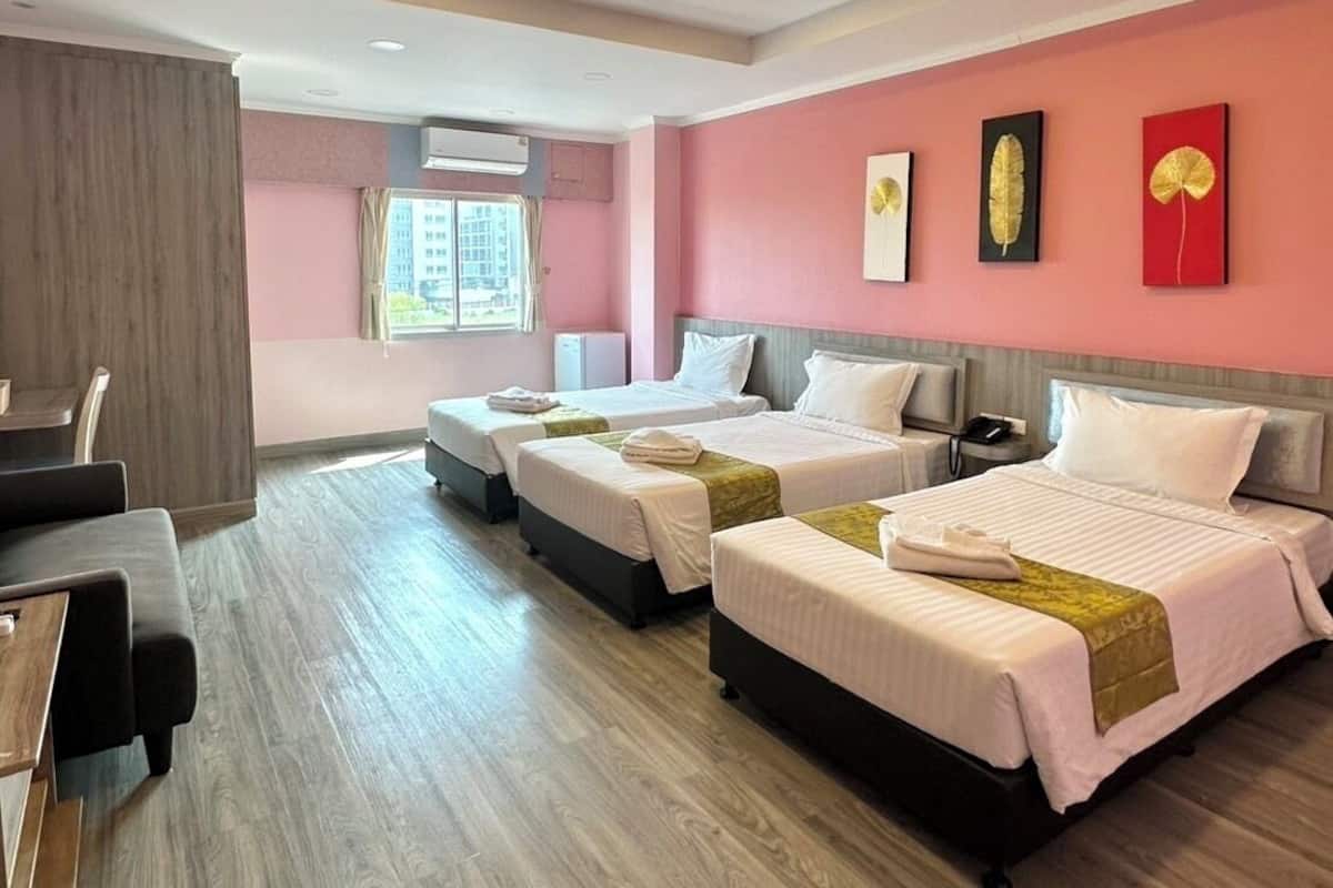 Escrivaninha, Wi-Fi de cortesia, roupa de cama