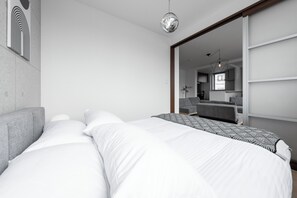 Iron/ironing board, free WiFi