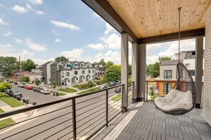 Property grounds - Private Rooftop w/ 360-Degree View: Denver Home (Denver)