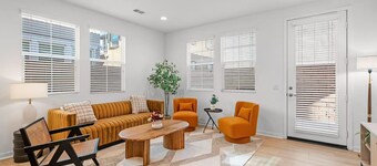 4BR/3BA/6BEDS/Close to the airport/Quality furniture/Comfortable/Clean