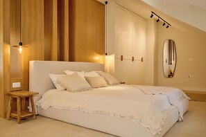 3 chambres, fer et planche Ă repasser, Wi-Fi, draps fournis