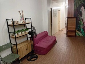 Deluxe Double | Soundproofing, free WiFi, bed sheets
