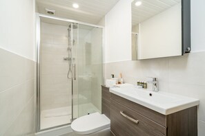 Douche, séchoir à cheveux