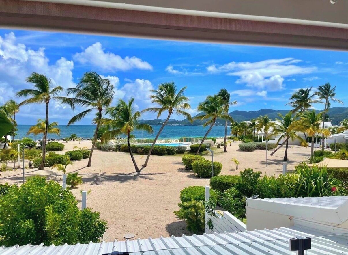 Solsenger og strandhåndklær