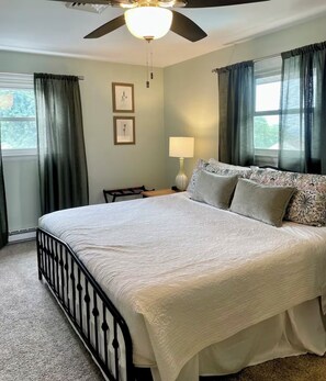 3 bedrooms, iron/ironing board, Internet, bed sheets