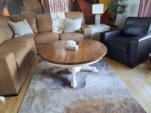 TV, fireplace - Cozy Country Retreat With River Views & Hot Tub, Near Lancaster PA Sleeps 8 (Washington Boro)
